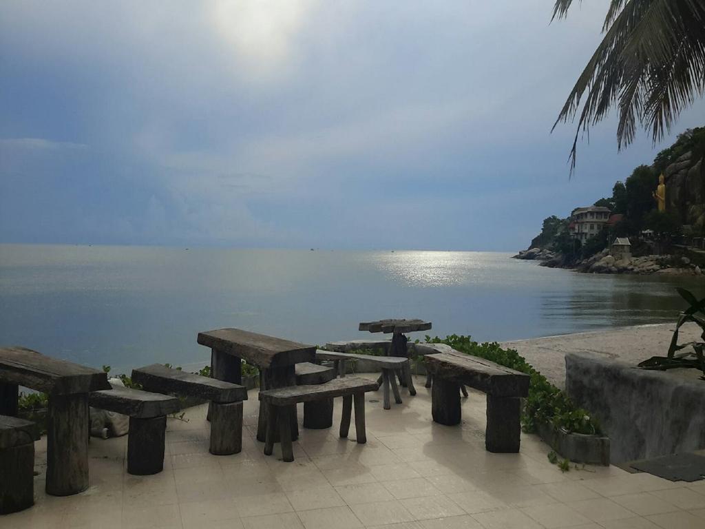 Nern Chalet Beachfront Hotel Huahin Kültér fotó