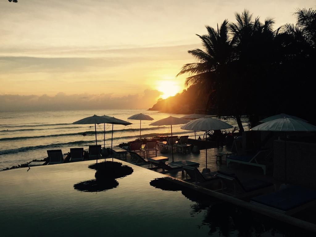 Nern Chalet Beachfront Hotel Huahin Kültér fotó