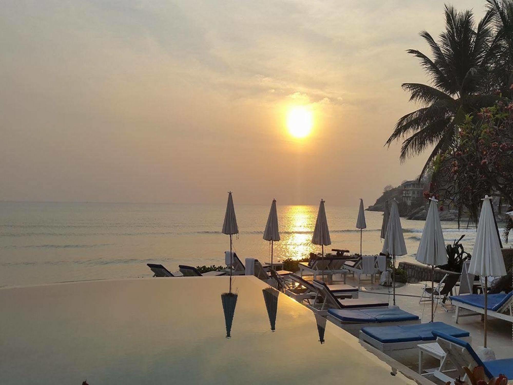 Nern Chalet Beachfront Hotel Huahin Kültér fotó